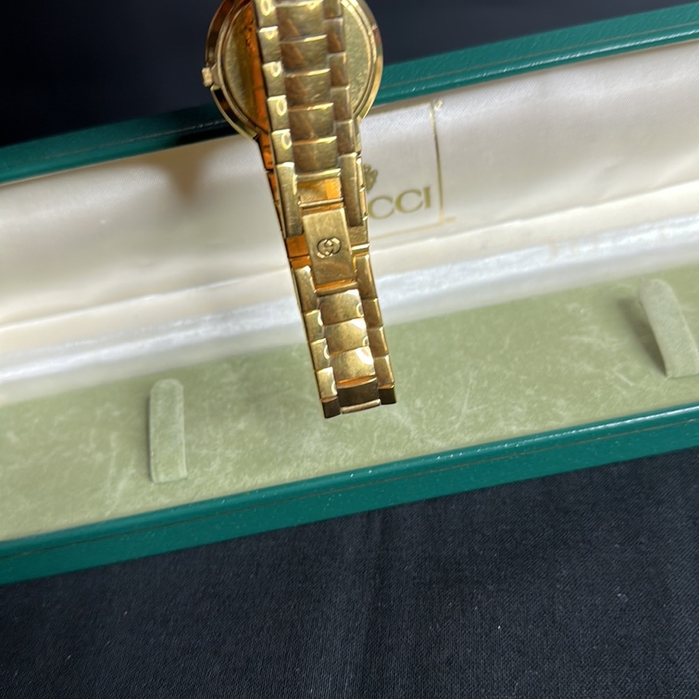 Gucci Watch - Picture 4 of 6